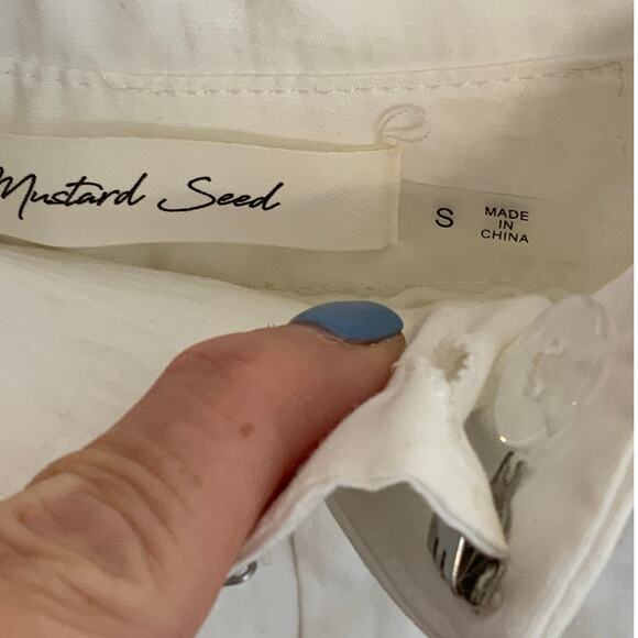 Mustard‎ Seed High waisted shorts size small - Picture 2 of 3